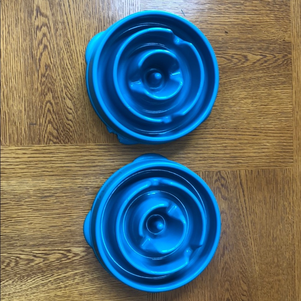 Outward Hound Fun Feeder Interactive Dog Bowl